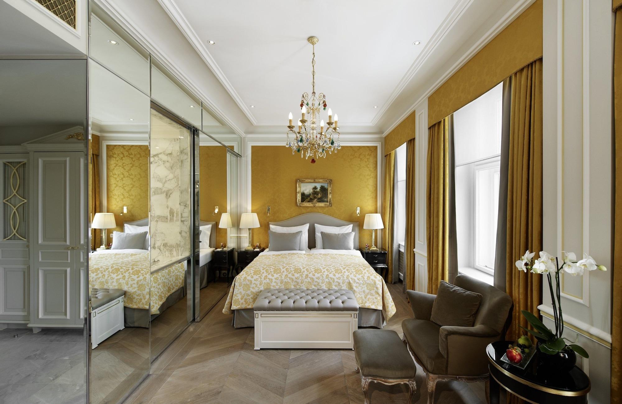 Hotel Sacher Wien Camera foto A suite at the Mandarin Oriental London