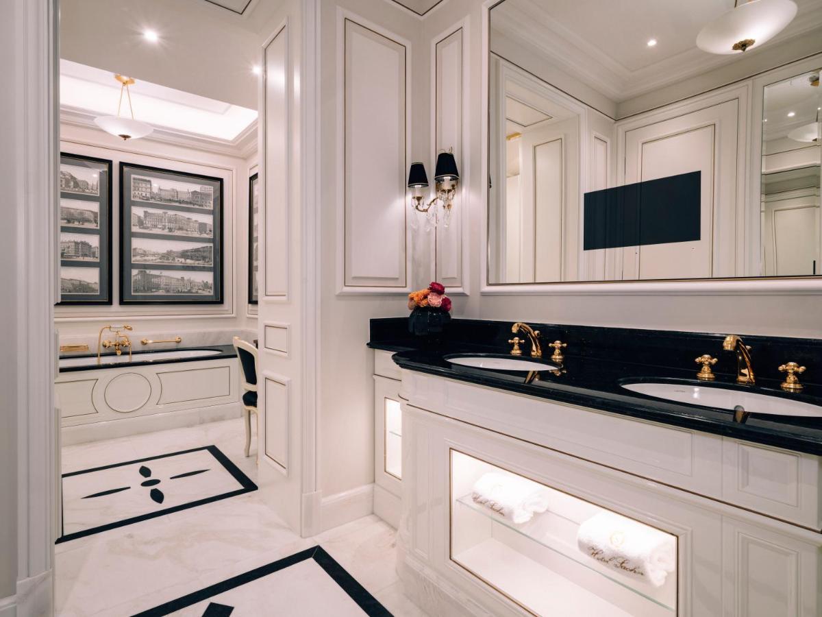 Hotel Sacher Wien Esterno foto Bathroom