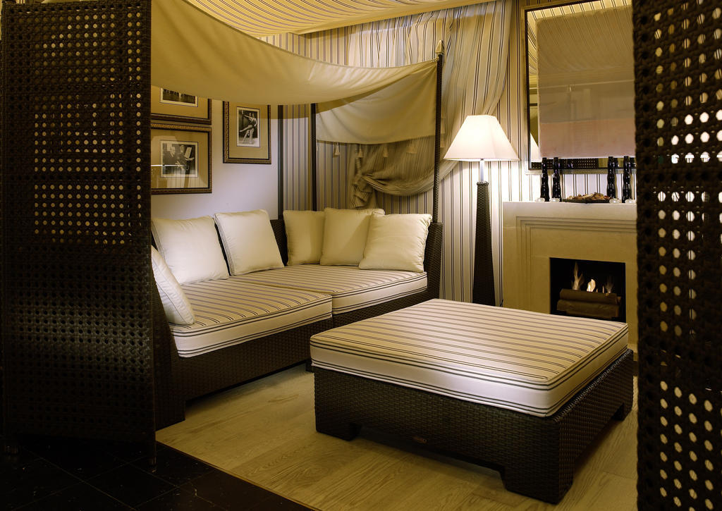 Hotel Sacher Wien Camera foto A modern sukkah
