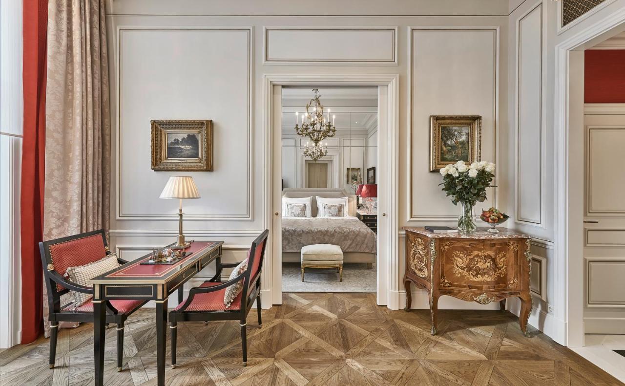 Hotel Sacher Wien Esterno foto A suite at the hotel